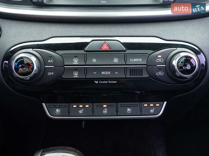 Внедорожник / Кроссовер Kia Sorento 2015 в Одессе фото 50 Внедорожник / Кроссовер Kia Sorento 2015 в Одессе