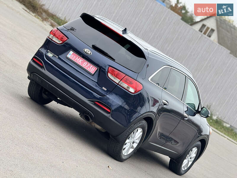 Позашляховик / Кросовер Kia Sorento 2017 в Києві