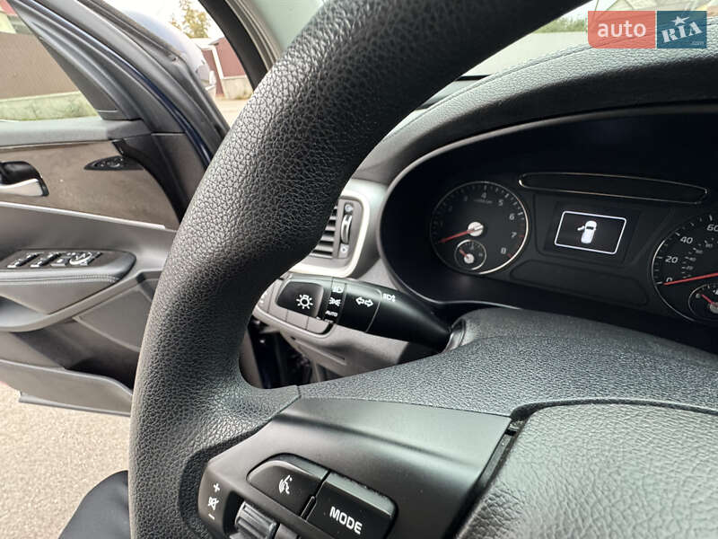 Позашляховик / Кросовер Kia Sorento 2017 в Києві