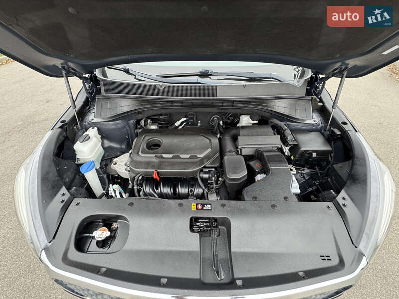 Позашляховик / Кросовер Kia Sorento 2017 в Києві