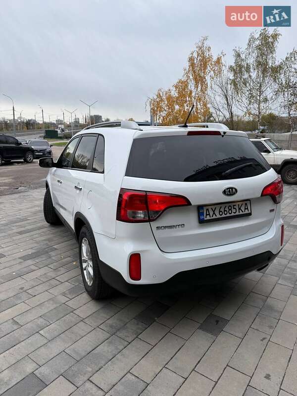 Внедорожник / Кроссовер Kia Sorento 2013 в Харькове фото 6 Внедорожник / Кроссовер Kia Sorento 2013 в Харькове