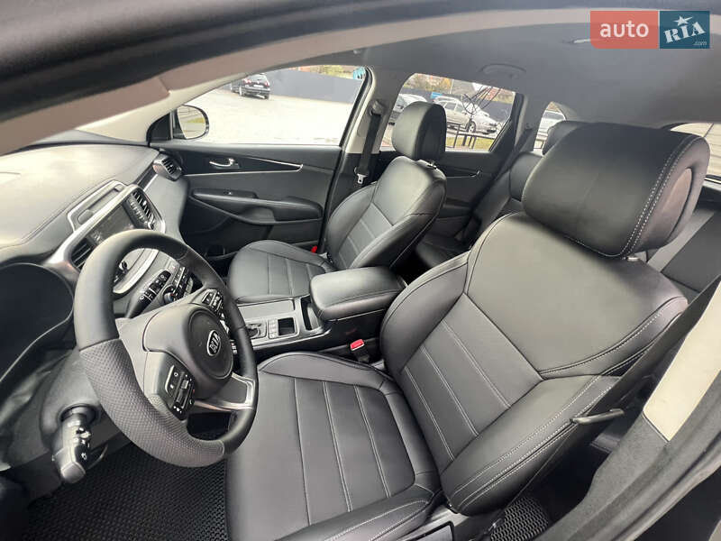 Позашляховик / Кросовер Kia Sorento 2016 в Трускавці фото 15 Позашляховик / Кросовер Kia Sorento 2016 в Трускавці