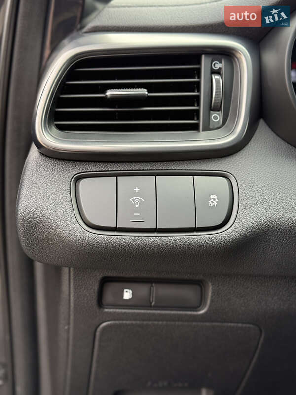 Внедорожник / Кроссовер Kia Sorento 2015 в Луцке фото 33 Внедорожник / Кроссовер Kia Sorento 2015 в Луцке