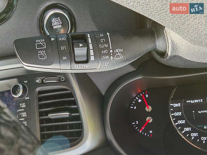 Внедорожник / Кроссовер Kia Sorento 2015 в Могилев-Подольске фото 19 Внедорожник / Кроссовер Kia Sorento 2015 в Могилев-Подольске