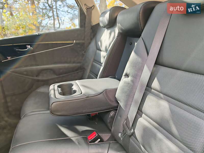 Внедорожник / Кроссовер Kia Sorento 2015 в Могилев-Подольске фото 45 Внедорожник / Кроссовер Kia Sorento 2015 в Могилев-Подольске