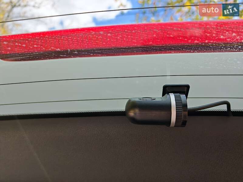 Внедорожник / Кроссовер Kia Sorento 2015 в Могилев-Подольске фото 52 Внедорожник / Кроссовер Kia Sorento 2015 в Могилев-Подольске