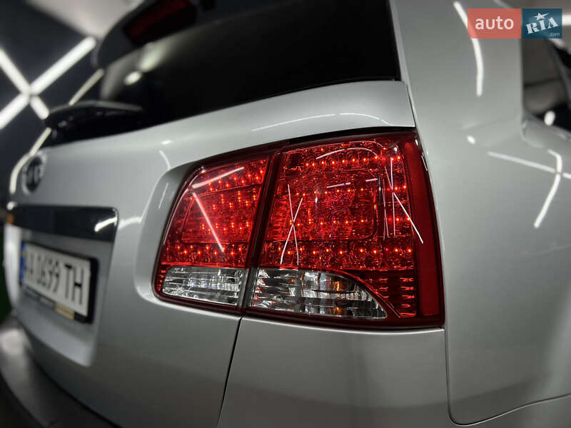 Внедорожник / Кроссовер Kia Sorento 2010 в Киеве