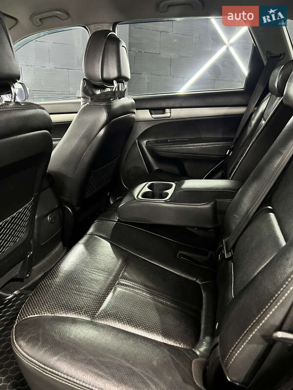 Внедорожник / Кроссовер Kia Sorento 2010 в Киеве