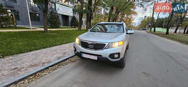 Позашляховик / Кросовер Kia Sorento 2013 в Києві фото 19 Позашляховик / Кросовер Kia Sorento 2013 в Києві