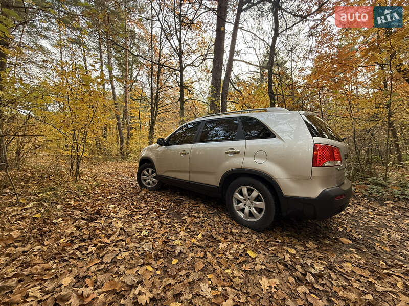 Внедорожник / Кроссовер Kia Sorento 2010 в Шептицькому