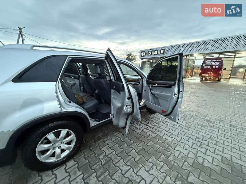 Внедорожник / Кроссовер Kia Sorento 2010 в Шептицькому