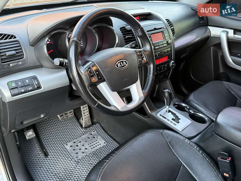 Внедорожник / Кроссовер Kia Sorento 2011 в Борисполе фото 41 Внедорожник / Кроссовер Kia Sorento 2011 в Борисполе