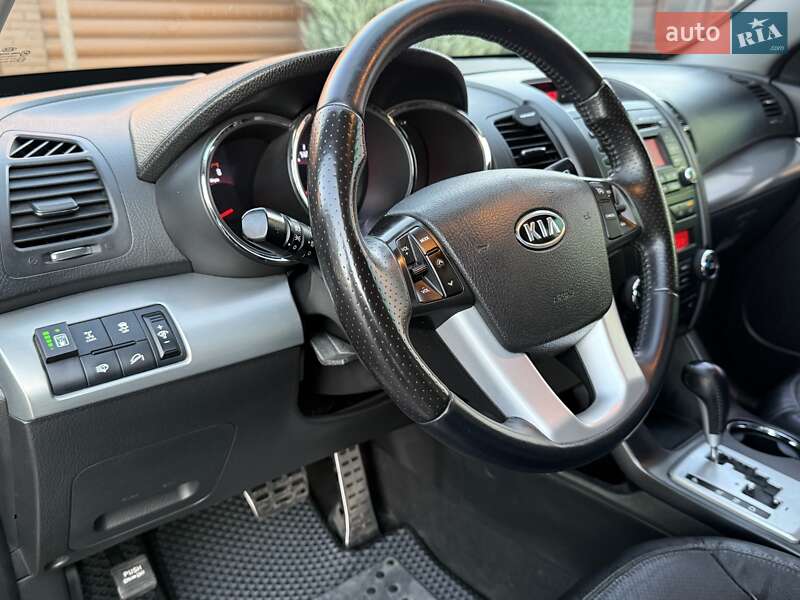Внедорожник / Кроссовер Kia Sorento 2011 в Борисполе фото 46 Внедорожник / Кроссовер Kia Sorento 2011 в Борисполе