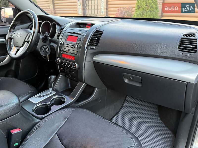 Внедорожник / Кроссовер Kia Sorento 2011 в Борисполе фото 58 Внедорожник / Кроссовер Kia Sorento 2011 в Борисполе