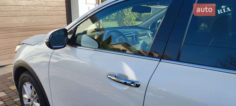 Позашляховик / Кросовер Kia Sorento 2016 в Броварах