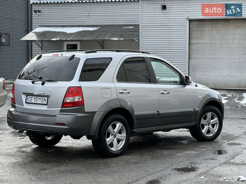 Позашляховик / Кросовер Kia Sorento 2004 в Чернівцях