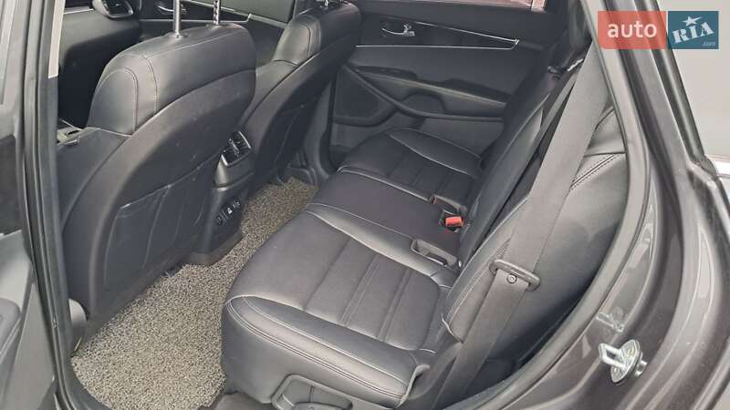 Внедорожник / Кроссовер Kia Sorento 2015 в Киеве фото 17 Внедорожник / Кроссовер Kia Sorento 2015 в Киеве