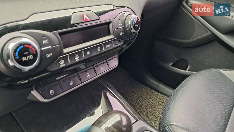 Внедорожник / Кроссовер Kia Sorento 2015 в Киеве фото 22 Внедорожник / Кроссовер Kia Sorento 2015 в Киеве