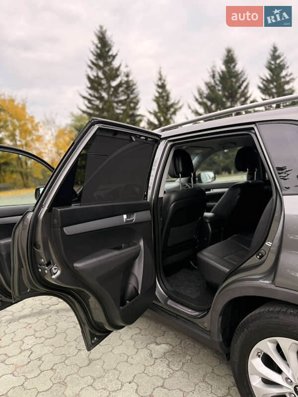 Позашляховик / Кросовер Kia Sorento 2014 в Дубні