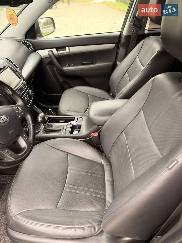 Позашляховик / Кросовер Kia Sorento 2014 в Дубні