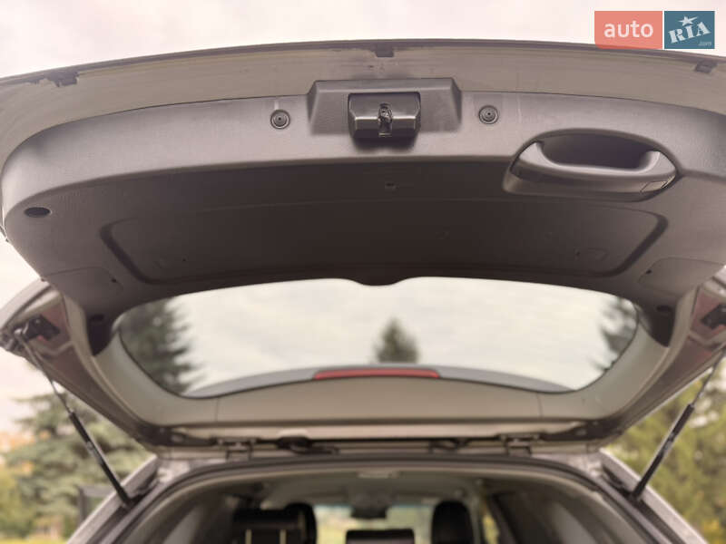 Позашляховик / Кросовер Kia Sorento 2014 в Дубні