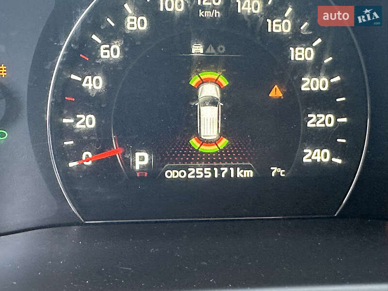 Позашляховик / Кросовер Kia Sorento 2013 в Стрию