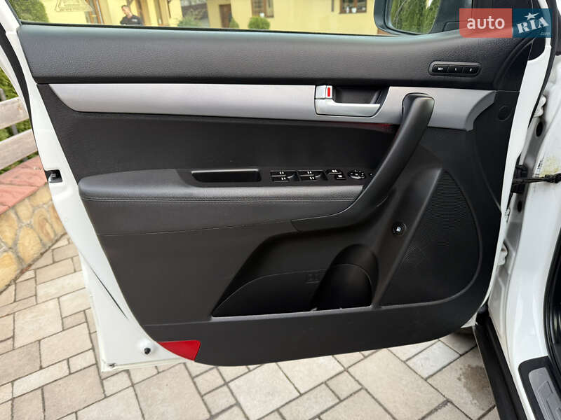 Внедорожник / Кроссовер Kia Sorento 2014 в Ивано-Франковске