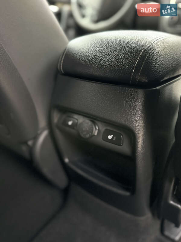 Позашляховик / Кросовер Kia Sorento 2014 в Рівному фото 25 Позашляховик / Кросовер Kia Sorento 2014 в Рівному