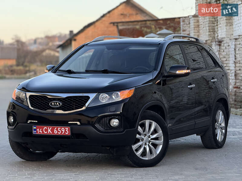 Внедорожник / Кроссовер Kia Sorento 2010 в Самборе