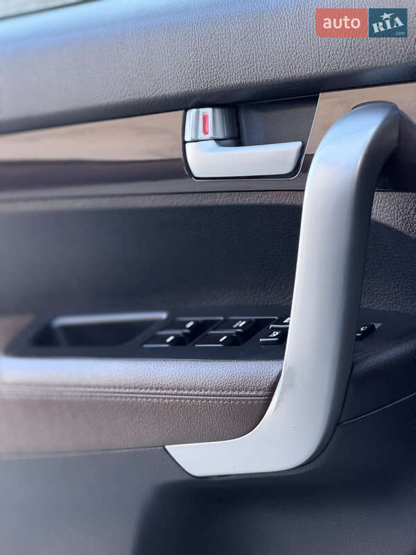 Внедорожник / Кроссовер Kia Sorento 2010 в Самборе