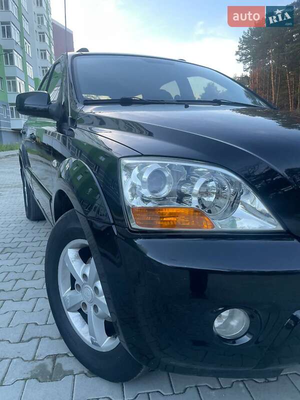 Позашляховик / Кросовер Kia Sorento 2007 в Новояворівську