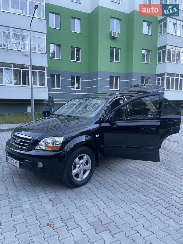 Позашляховик / Кросовер Kia Sorento 2007 в Новояворівську