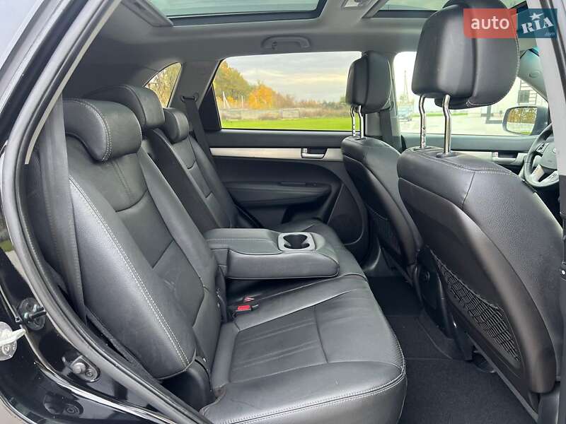 Внедорожник / Кроссовер Kia Sorento 2011 в Луцке