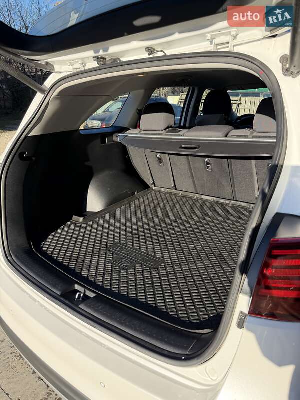 Внедорожник / Кроссовер Kia Sorento 2018 в Яремче фото 7 Внедорожник / Кроссовер Kia Sorento 2018 в Яремче