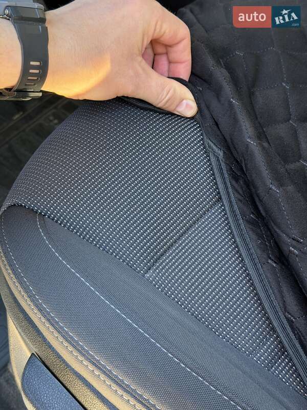 Внедорожник / Кроссовер Kia Sorento 2018 в Яремче фото 11 Внедорожник / Кроссовер Kia Sorento 2018 в Яремче