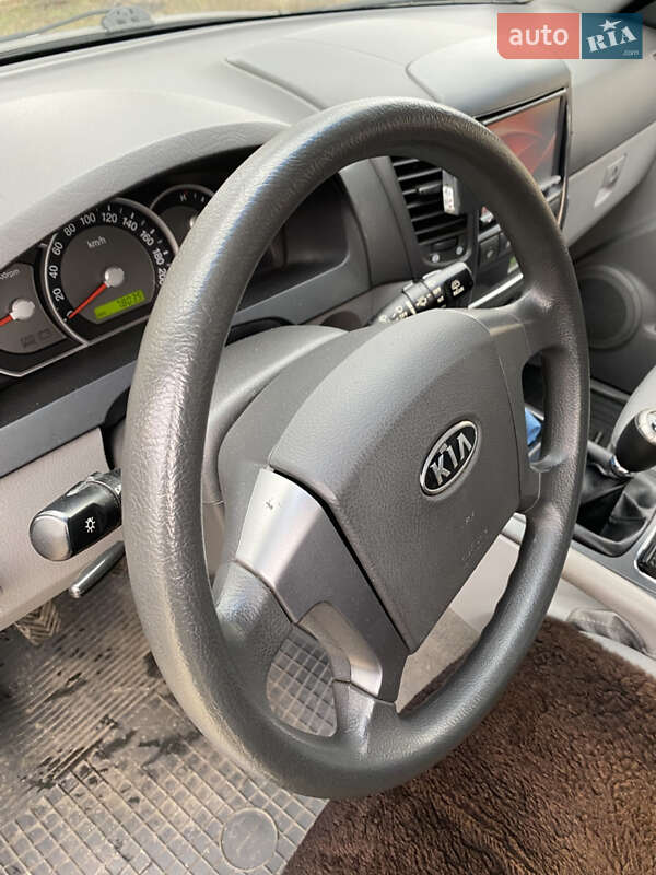 Внедорожник / Кроссовер Kia Sorento 2007 в Киеве