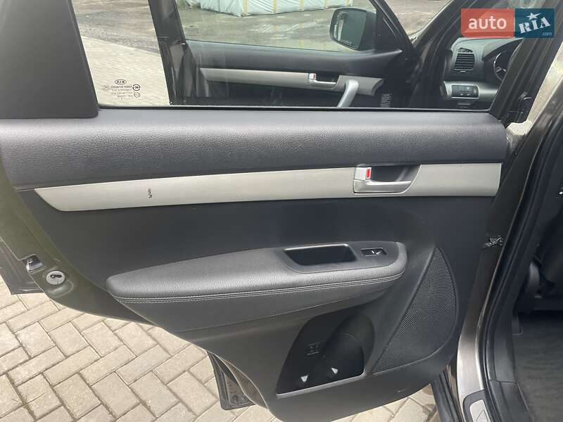 Позашляховик / Кросовер Kia Sorento 2009 в Клевані