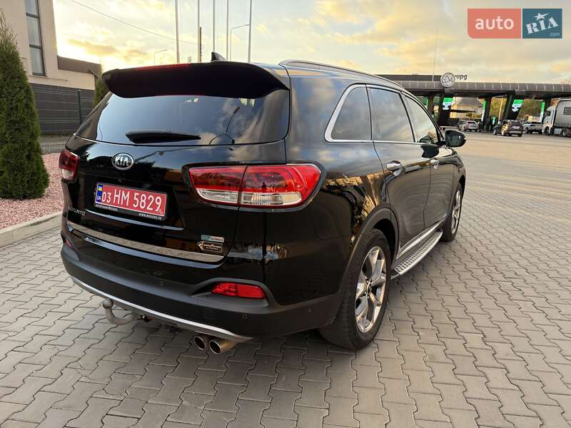 Позашляховик / Кросовер Kia Sorento 2015 в Луцьку