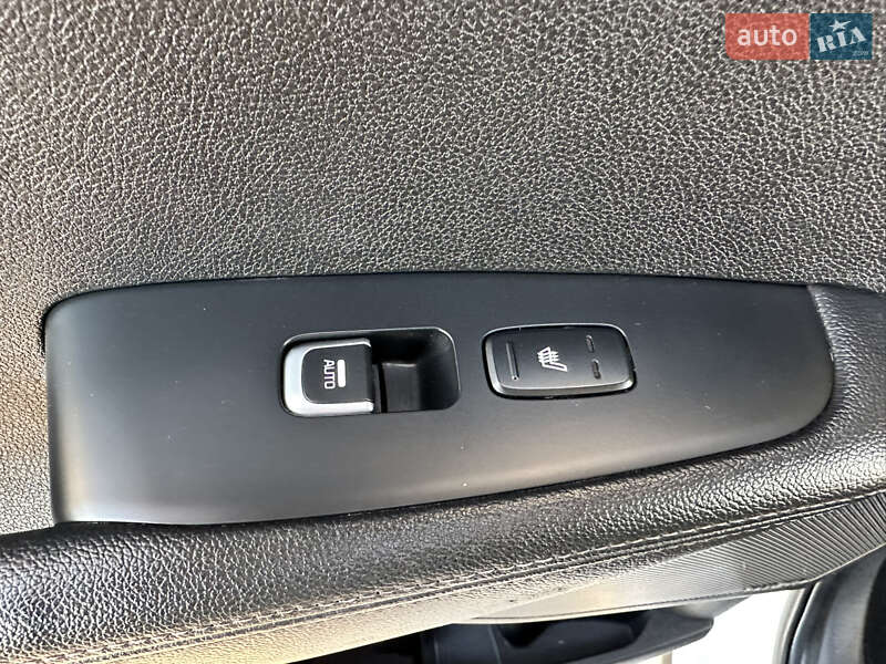 Позашляховик / Кросовер Kia Sorento 2015 в Дубні фото 69 Позашляховик / Кросовер Kia Sorento 2015 в Дубні