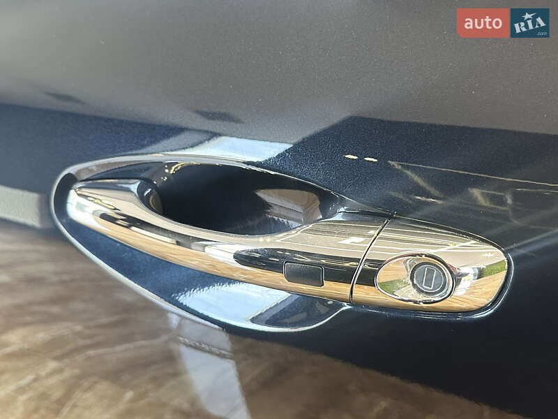 Внедорожник / Кроссовер Kia Sorento 2018 в Киеве фото 17 Внедорожник / Кроссовер Kia Sorento 2018 в Киеве