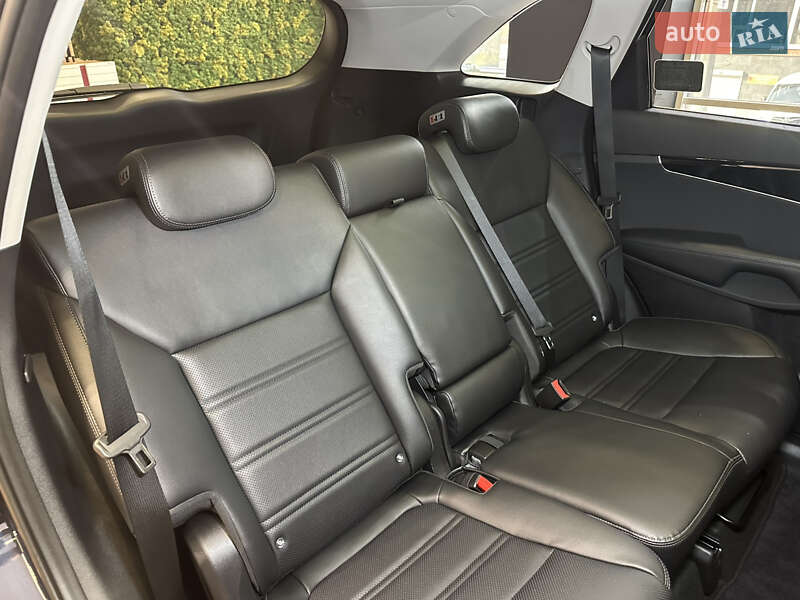 Внедорожник / Кроссовер Kia Sorento 2018 в Киеве фото 49 Внедорожник / Кроссовер Kia Sorento 2018 в Киеве