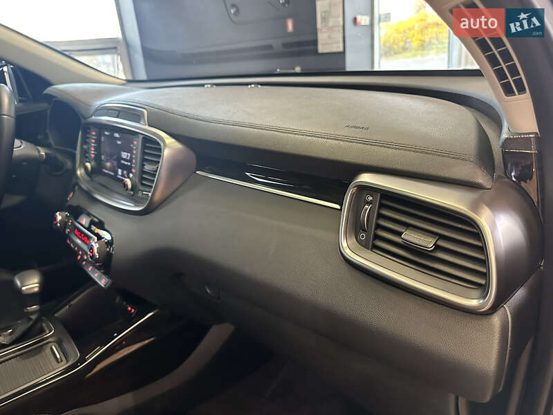 Внедорожник / Кроссовер Kia Sorento 2018 в Киеве фото 54 Внедорожник / Кроссовер Kia Sorento 2018 в Киеве
