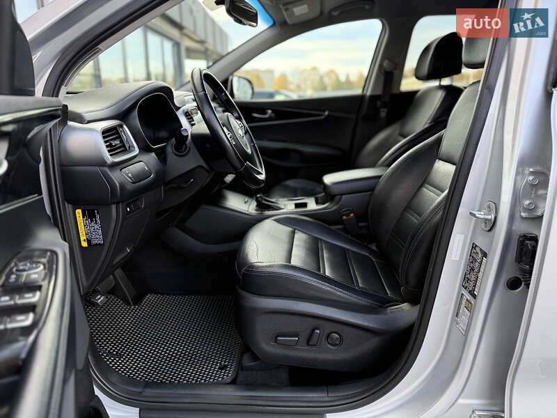 Внедорожник / Кроссовер Kia Sorento 2017 в Владимире фото 18 Внедорожник / Кроссовер Kia Sorento 2017 в Владимире