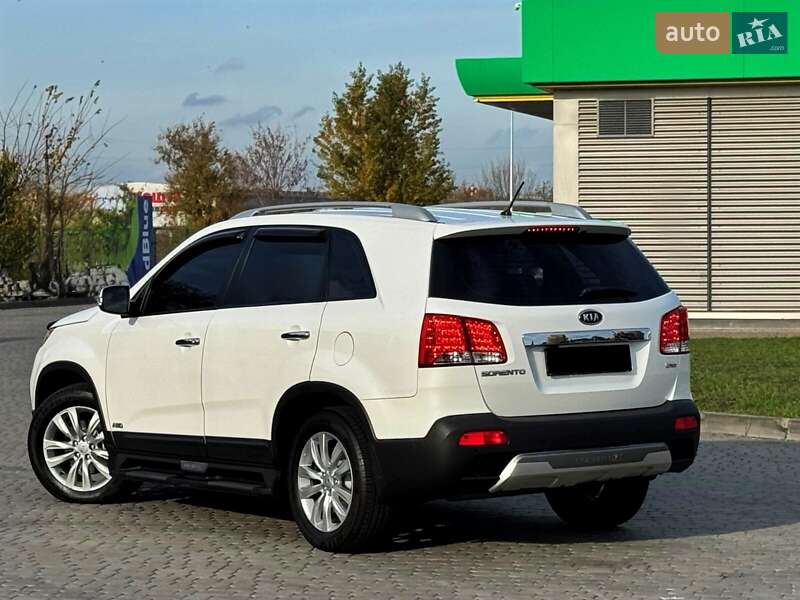 Внедорожник / Кроссовер Kia Sorento 2013 в Днепре