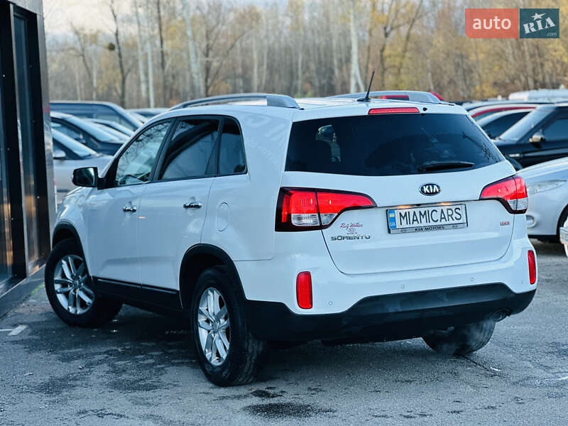 Внедорожник / Кроссовер Kia Sorento 2013 в Харькове