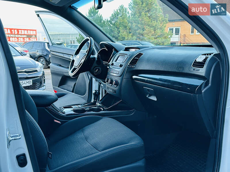 Внедорожник / Кроссовер Kia Sorento 2013 в Харькове