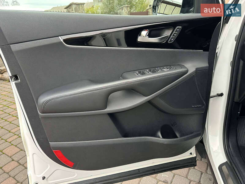 Внедорожник / Кроссовер Kia Sorento 2018 в Ивано-Франковске фото 54 Внедорожник / Кроссовер Kia Sorento 2018 в Ивано-Франковске