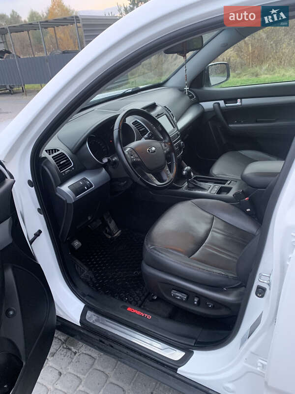Внедорожник / Кроссовер Kia Sorento 2014 в Львове