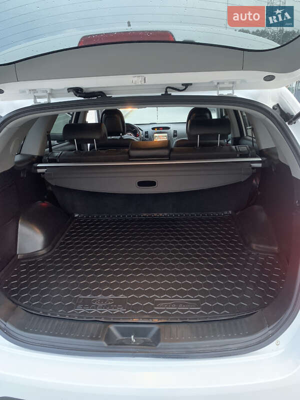 Внедорожник / Кроссовер Kia Sorento 2014 в Львове