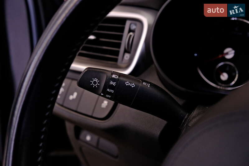 Внедорожник / Кроссовер Kia Sorento 2019 в Одессе фото 12 Внедорожник / Кроссовер Kia Sorento 2019 в Одессе